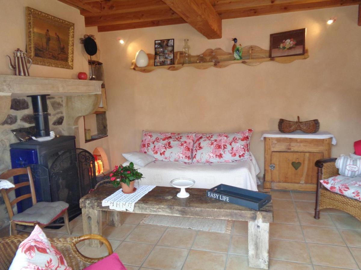 Gite Charmant Avec Jardin Privatif, Proche Sites Historiques Et Activites De Plein Air - Fr-1-496-183 Cuinzier Εξωτερικό φωτογραφία